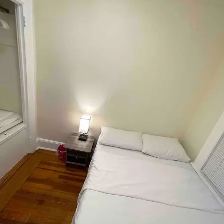 Entire Beautiful 2Br Apartment L. Convenient Location In The Heart Of Queens! New York Exterior photo