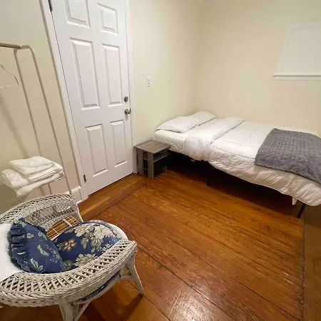 Entire Beautiful 2Br Apartment L. Convenient Location In The Heart Of Queens! New York Exterior photo