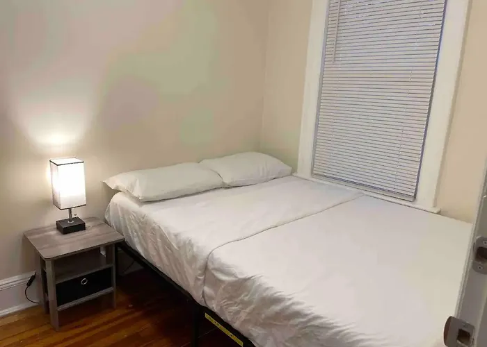 Entire Beautiful 2Br Apartment L. Convenient Location In The Heart Of Queens!